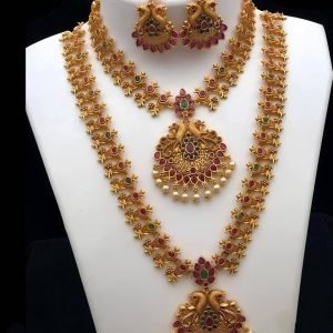 LAFORWORD Multi Color Alloy Necklace Set ( Pack of 1 )