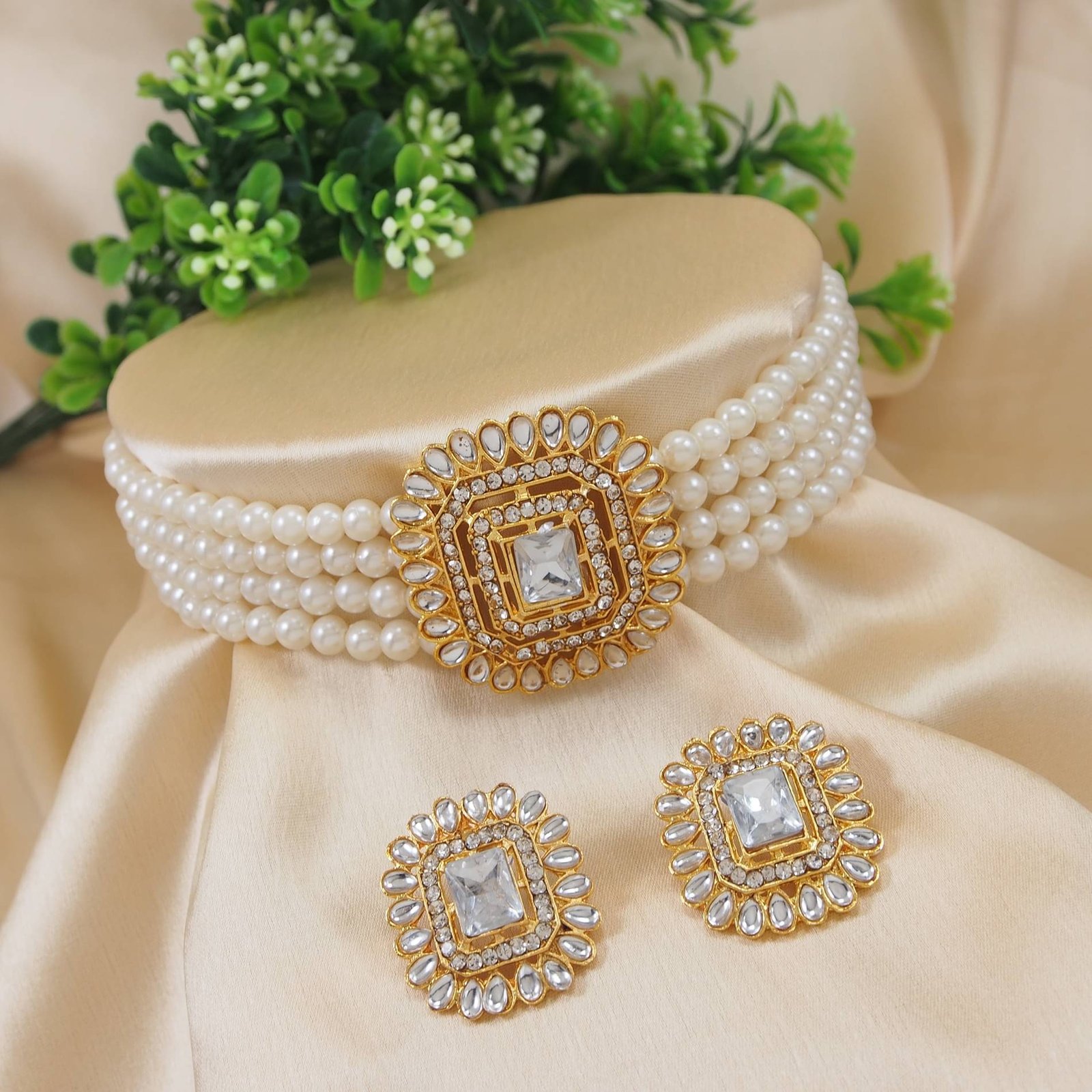 Padmavati Bangles White Alloy Necklace Set ( Pack of 1 )