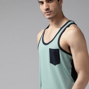 Hipster Men Blue Solid Scoop Neck Cotton T-shirt With Racer Back